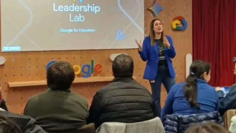 CHACO PRESENTÓ SU MODELO DE EDUCACIÓN CON INTELIGENCIA ARTIFICIAL EN UN ENCUENTRO LATINOAMERICANO